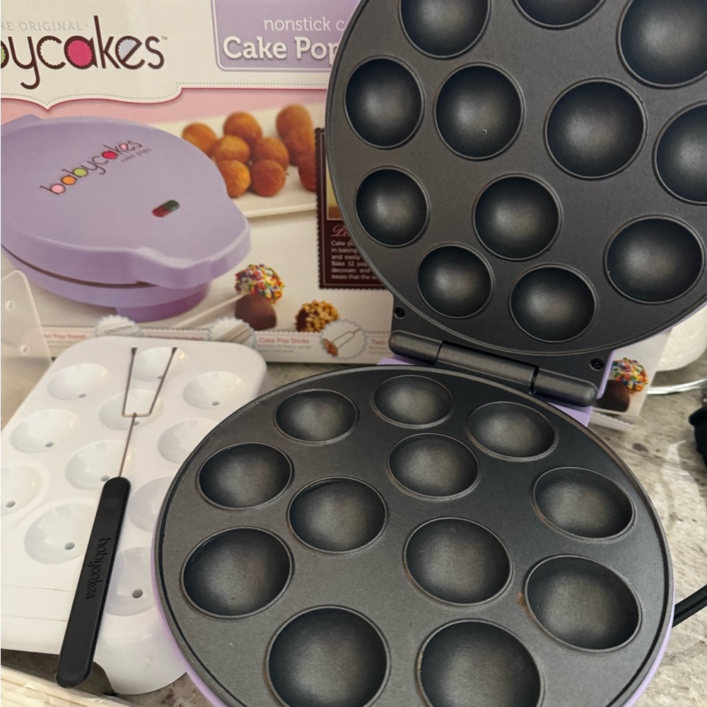 Babycakes Purple Cake Pop Maker and accessories